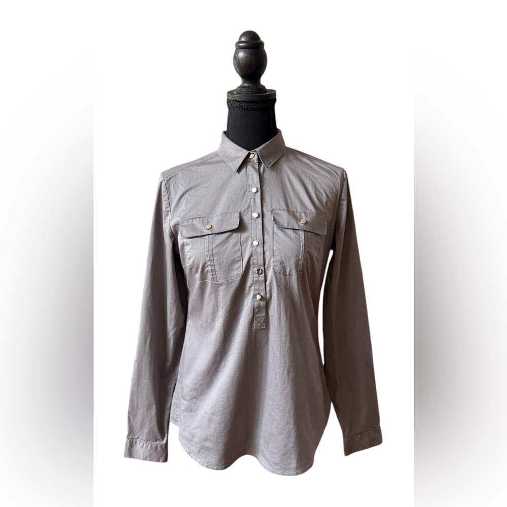 New York & Company Gray Casual Button Down Shirt